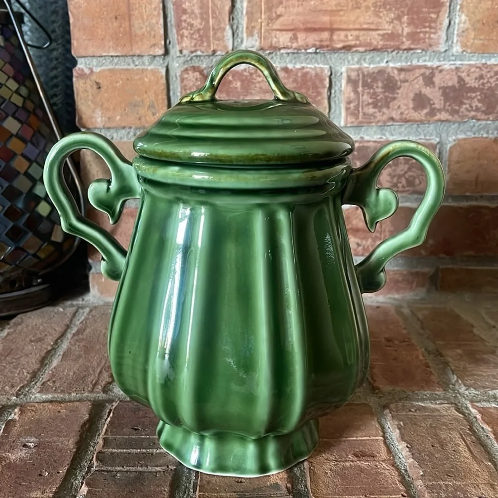 Vtg Baum Brothers Style Eyes Green Double Handle Canister 9.5